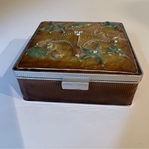 4 X 4 Square Green/Brown Enamel Keepsake Box with Sea shells And Stars